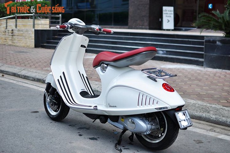 Dan choi Ha Noi &quot;thet gia&quot; Vespa 946 hon 200 trieu dong-Hinh-11